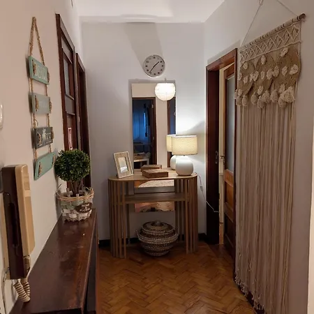 3 Bedroom Center Appartement Porto